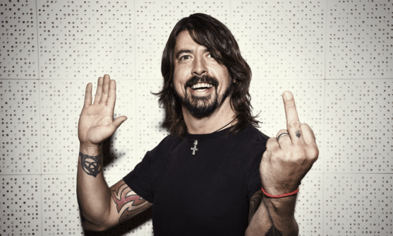 dave-grohl-finger